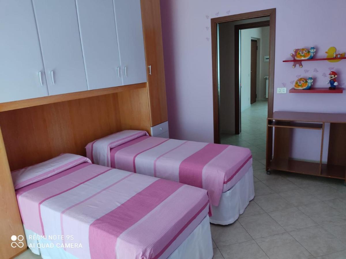 Casa Vacanza - Sole E Azzurro - Fiumefreddo di Sicilia Eksteriør billede