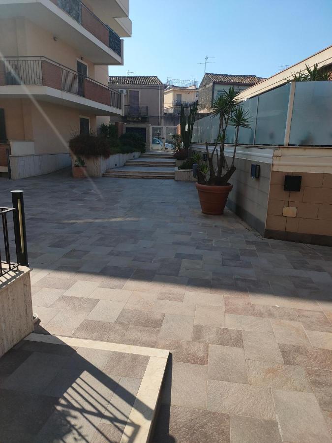 Casa Vacanza - Sole E Azzurro - Fiumefreddo di Sicilia Eksteriør billede